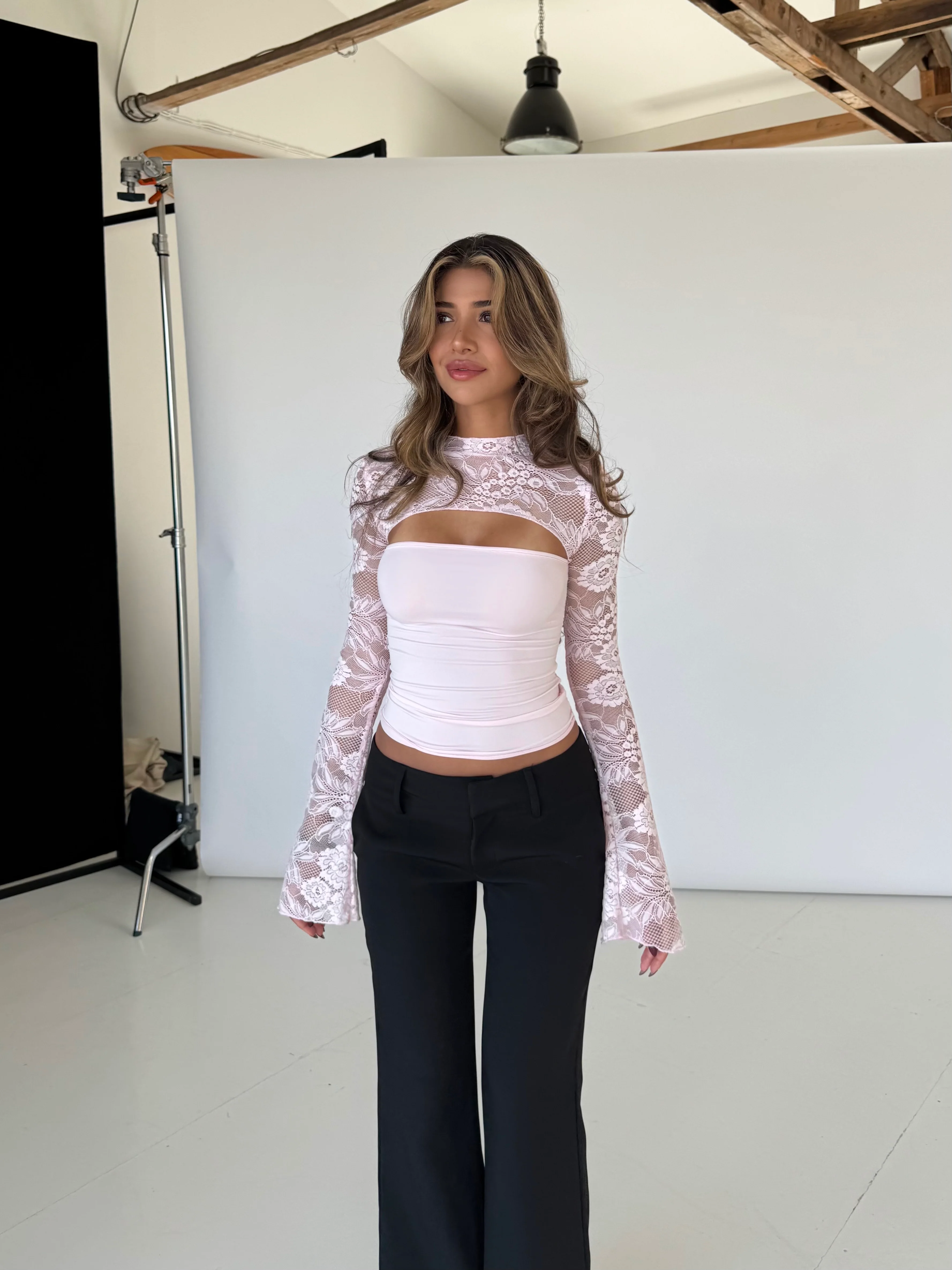 Lara Lace Long Sleeve Top - Rosa - Image 2