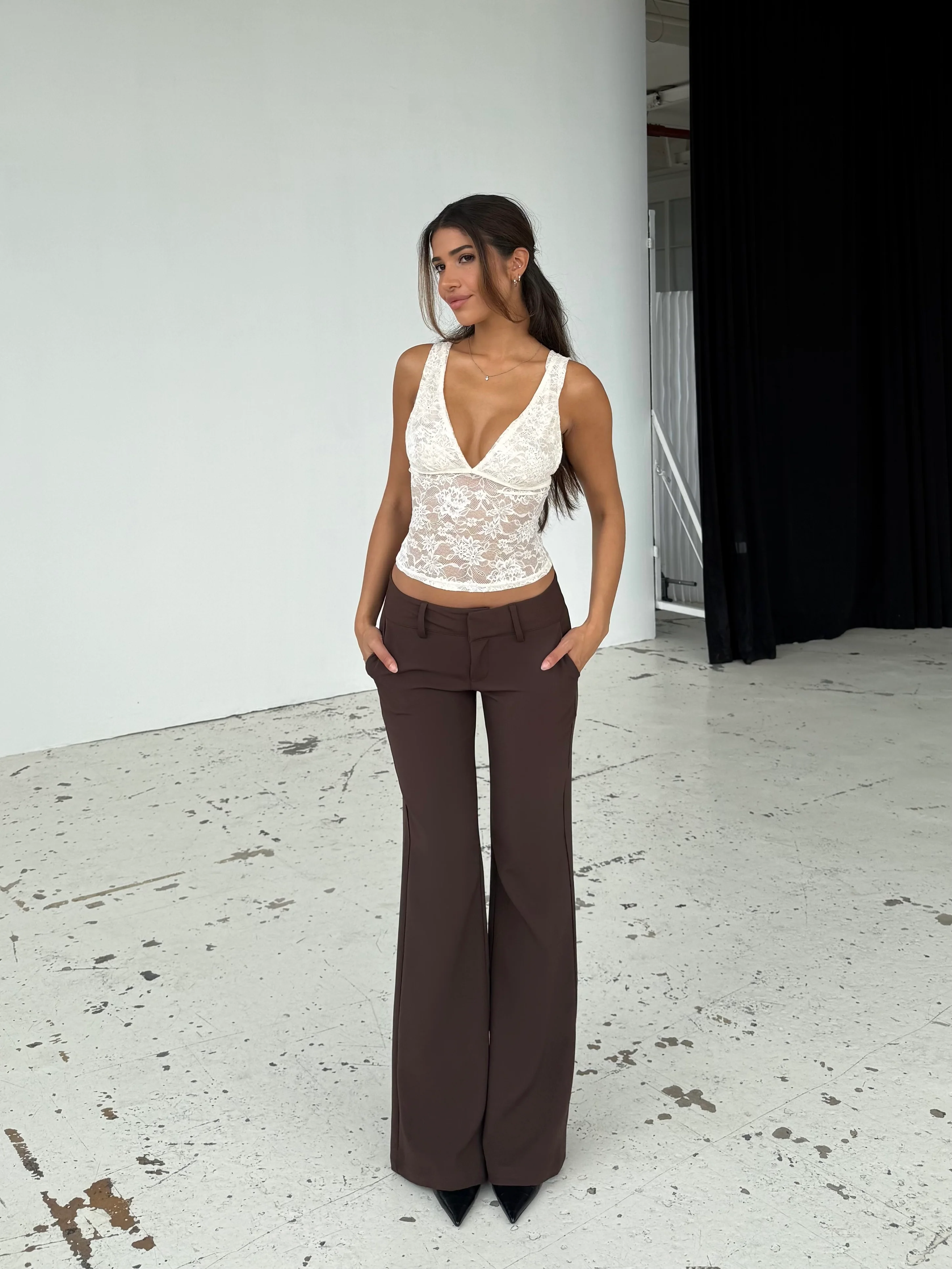 Livia low waist hosen - dunkelbraun - Image 2
