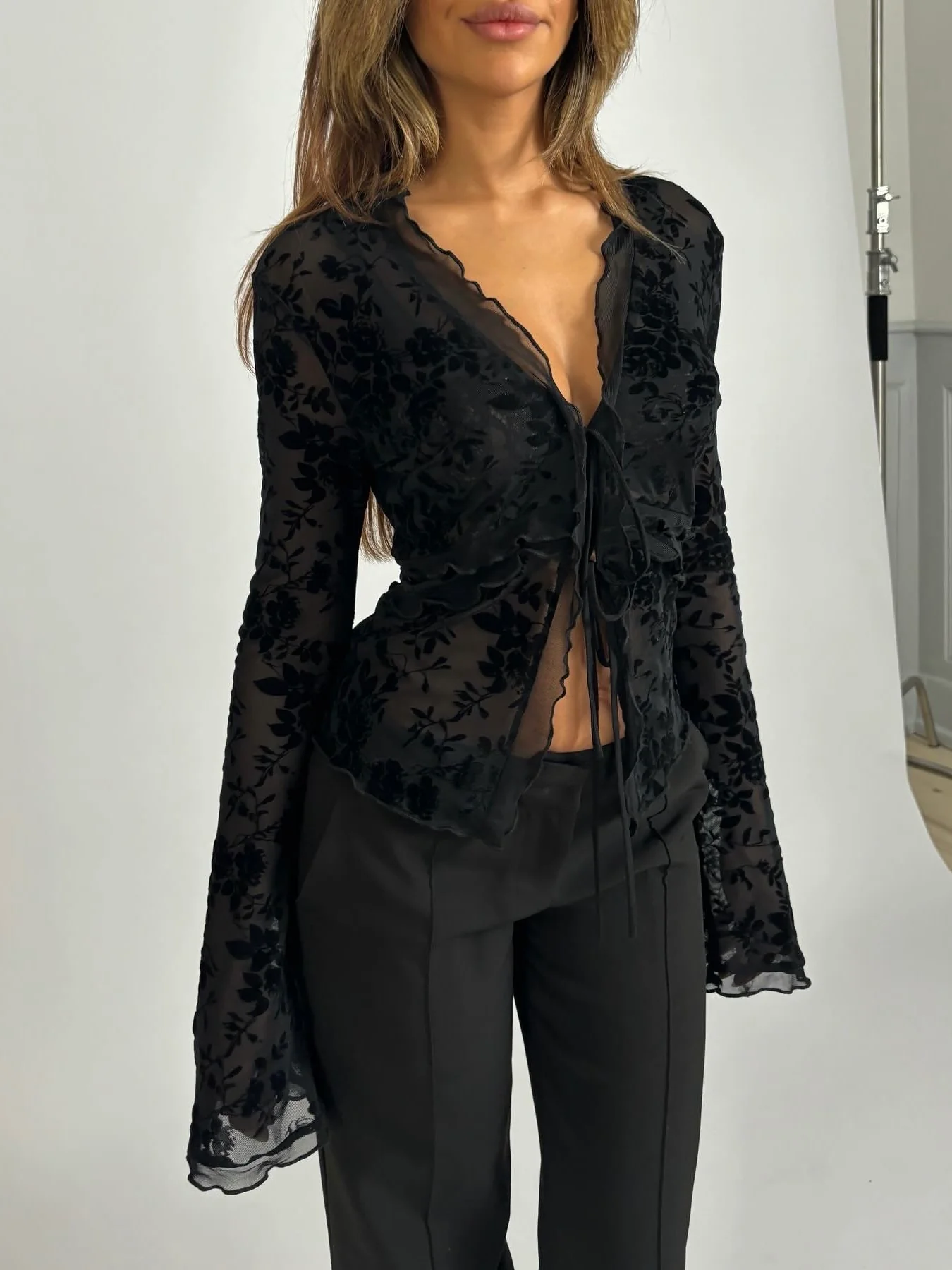 Lola Rose Top - Schwarz - Image 2