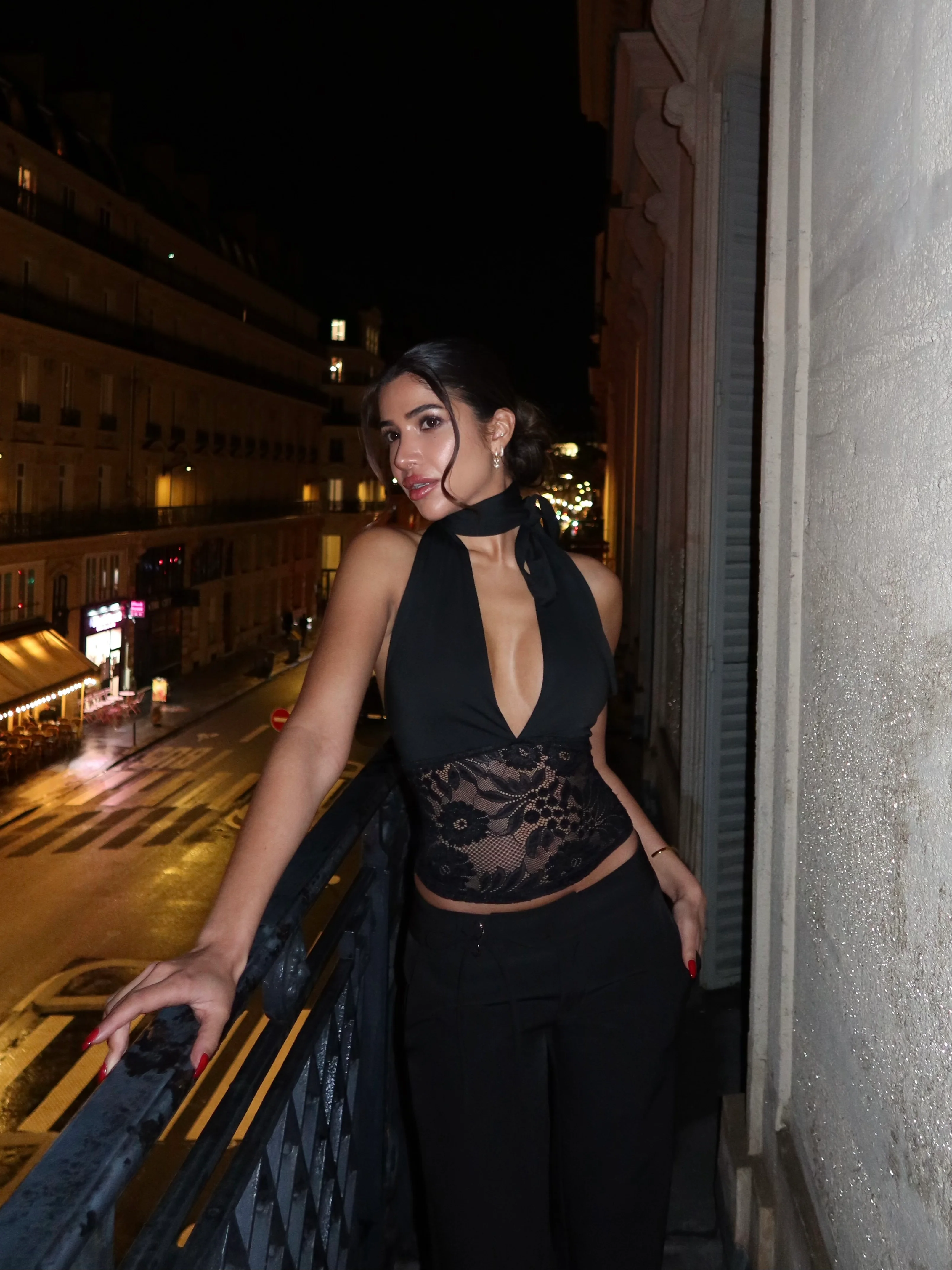 Mila Multi Lace Top – Schwarz  - Image 4