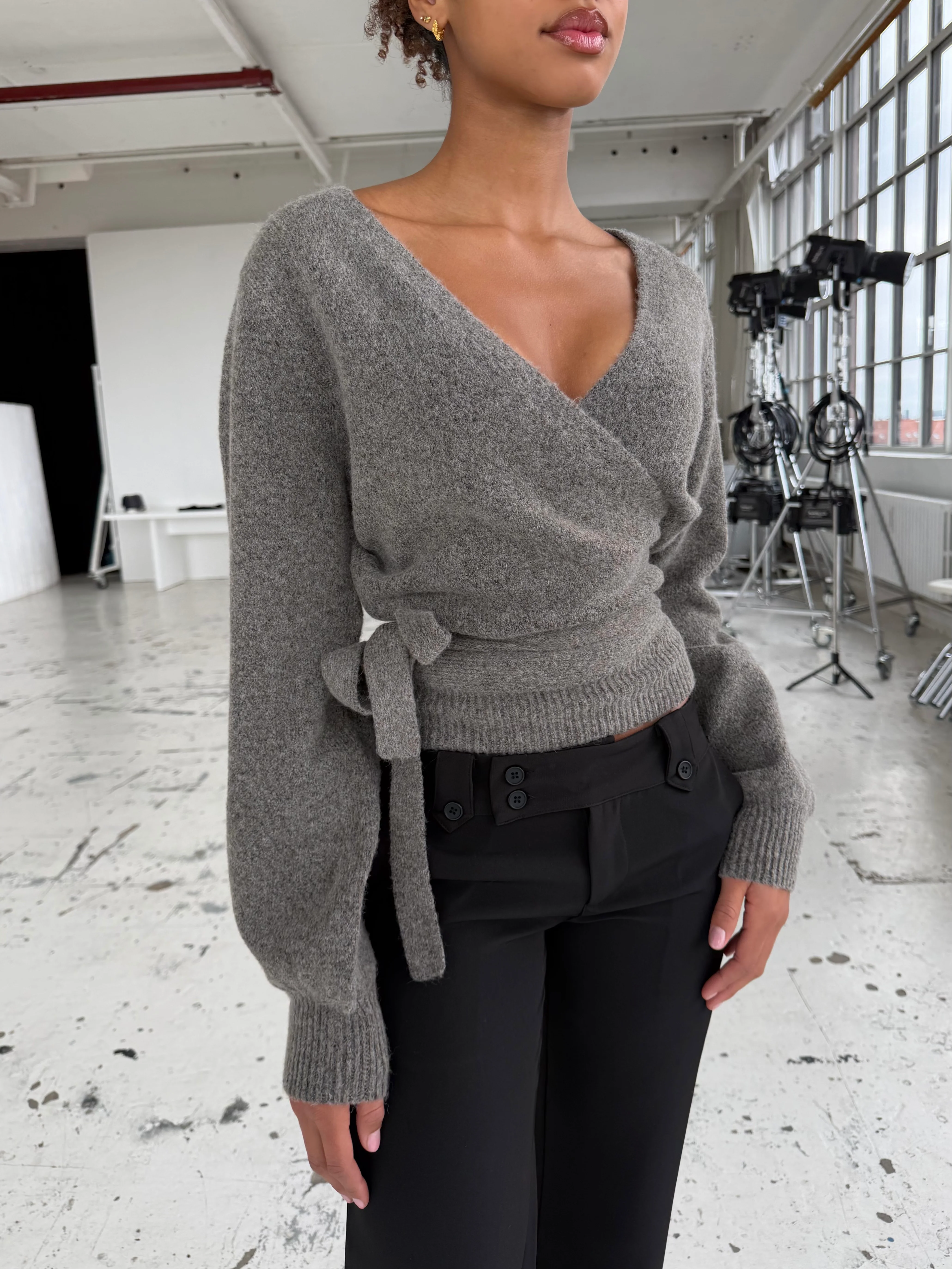 Wool blend wrap cardigan - hellgrau/braun  - Image 4